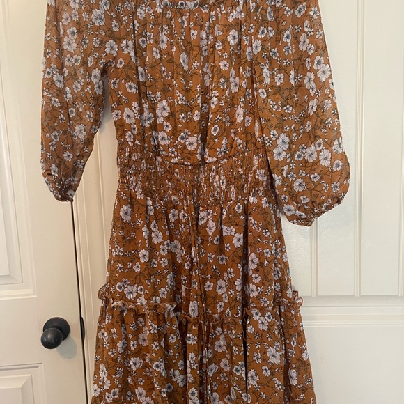 Ryan Michelle brown and white floral long sleeve knee length dress.  Size MP - Picture 7 of 11